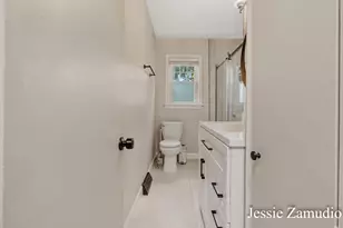 860 40th St SW, Wyoming, MI 49509 - Photo 19