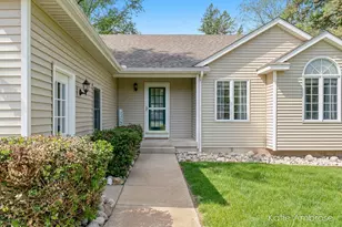 1683 Pine Hill Dr, Hastings, MI 49058 - Photo 3