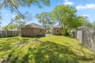 525 W 22nd St, Holland, MI 49423 - Photo 19