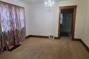 49 W Kingman Ave, Battle Creek, MI 49014 - Photo 9