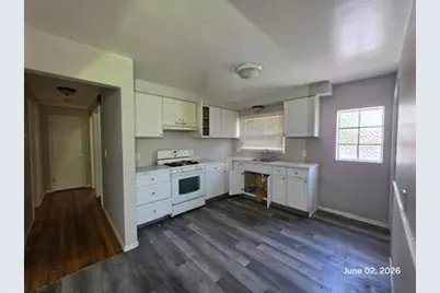 8889 Plainview Avenue, Detroit, MI 48228 - Photo 5
