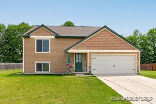 16264 Trent Ridge Dr NE, Cedar Springs, MI 49319 - Photo 3