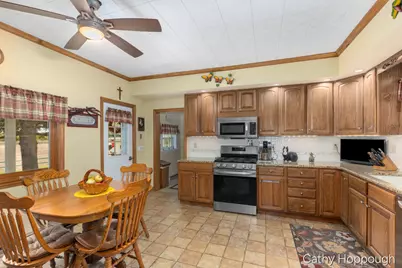 3975 Stage Road, Ionia, MI 48846 - Photo 11