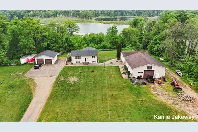 8395 McArthur Avenue NE, Belding, MI 48809 - Photo 9