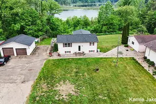 8395 McArthur Ave NE, Belding, MI 48809 - Photo 1