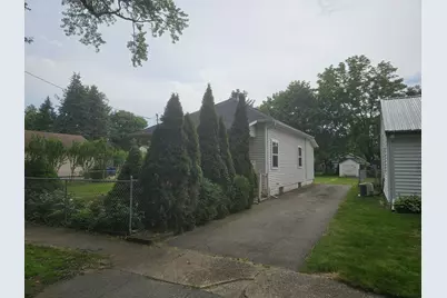 715 Lum Avenue, Kalamazoo, MI 49048 - Photo 3