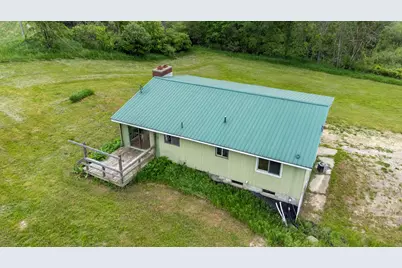 4035 N Comstock Avenue, Hesperia, MI 49421 - Photo 5