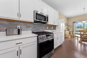 3772 Park Creek Ln, Canton, MI 48188 - Photo 23