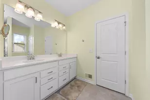 3772 Park Creek Ln, Canton, MI 48188 - Photo 39