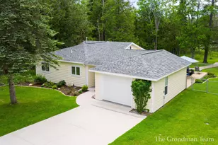 7170 Spring St, Alanson, MI 49706 - Photo 5