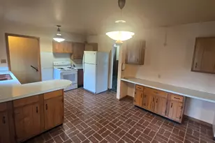 597 Birch St, Manistee, MI 49660 - Photo 21