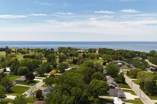 597 Birch St, Manistee, MI 49660 - Photo 13
