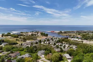 597 Birch St, Manistee, MI 49660 - Photo 9