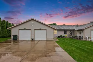 1842 Ruddiman Dr, North Muskegon, MI 49445 - Photo 3