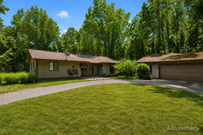 4736 Burton Street SE, Grand Rapids, MI 49546 - Photo 1