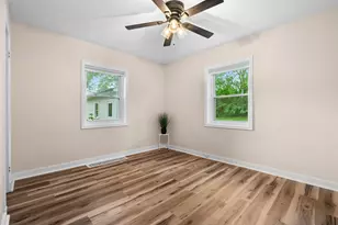 205 Sassafras St, Coloma, MI 49038 - Photo 17