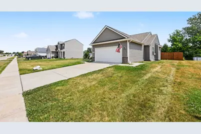 831 Sarah Lane, Milan, MI 48160 - Photo 3