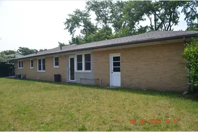 225 Kublick Drive, Benton Harbor, MI 49022 - Photo 7