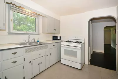 5061 Fordham Avenue, Kalamazoo, MI 49048 - Photo 9