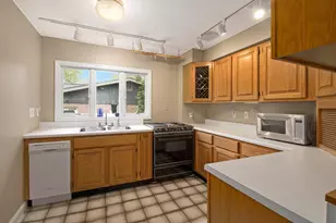 916 Brooks St, Ann Arbor, MI 48103 - Photo 27