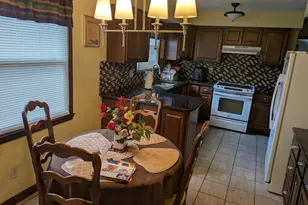 22909 Newport St, Southfield, MI 48075 - Photo 7