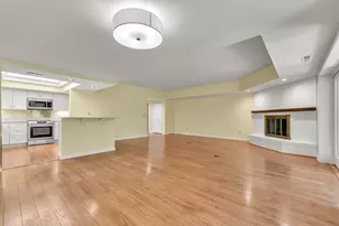 2115 Nature Cove Ct, Ann Arbor, MI 48104 - Photo 11