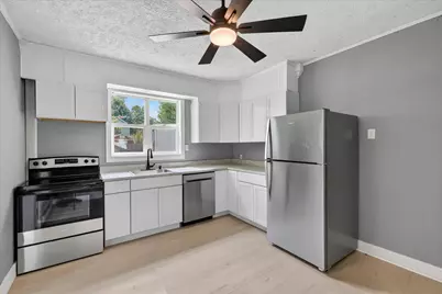 736 W Green Street, Hastings, MI 49058 - Photo 11