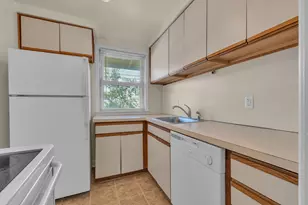 2347 Fernwood Ave, Ann Arbor, MI 48104 - Photo 13