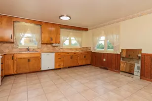 6125 W X Y Ave, Schoolcraft, MI 49087 - Photo 5