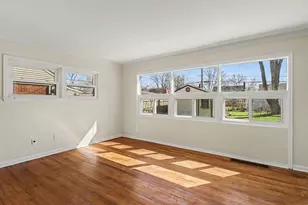 20450 Lancaster St, Harper Woods, MI 48225 - Photo 9