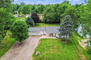 11332 Crestview Dr E, Cement City, MI 49233 - Photo 27