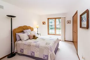 37648 N Laurel Park Dr, Livonia, MI 48152 - Photo 27