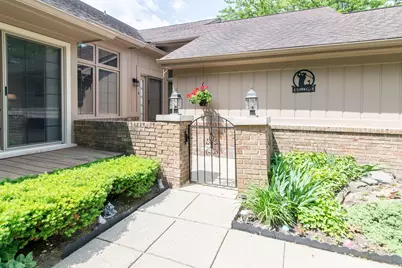 37648 N Laurel Park Drive #63, Livonia, MI 48152 - Photo 3