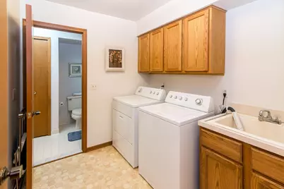 37648 N Laurel Park Drive #63, Livonia, MI 48152 - Photo 31