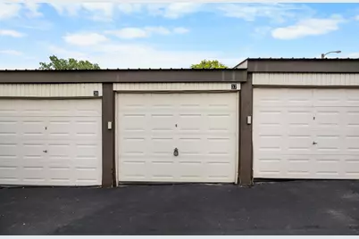 875 S Pontiac Trail #207, Walled Lake, MI 48390 - Photo 25