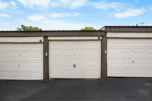 875 S Pontiac Trail, Walled Lake, MI 48390 - Photo 25