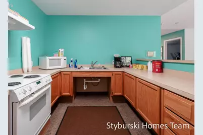 5877 Crosswinds Drive #31, Norton Shores, MI 49444 - Photo 29