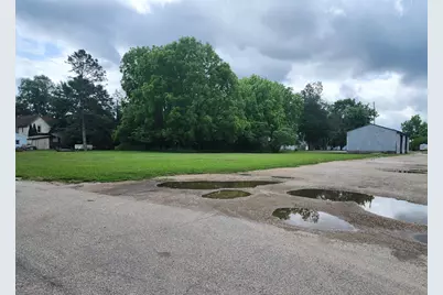 320 E Vine Street, Vicksburg, MI 49097 - Photo 5