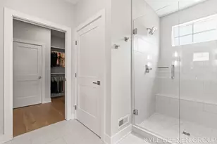 694 Bayshore Dr, Holland, MI 49424 - Photo 25