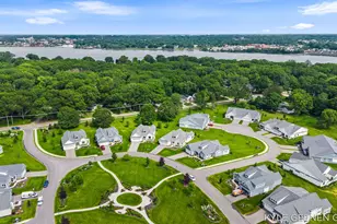 694 Bayshore Dr, Holland, MI 49424 - Photo 37