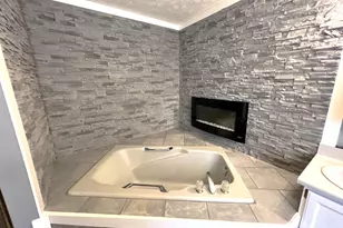 27624 Northland Dr, Sturgis, MI 49091 - Photo 11