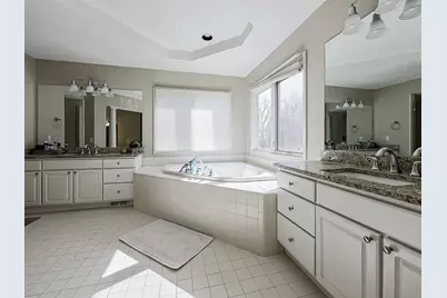 22646 Autumn Park Boulevard, Novi, MI 48374 - Photo 29