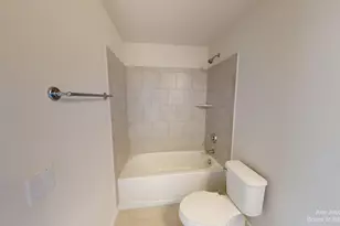 2704 S Spurway Dr, Ann Arbor, MI 48105 - Photo 25