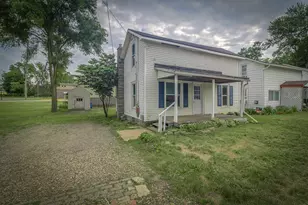 117 Helen Ave, Otsego, MI 49078 - Photo 1