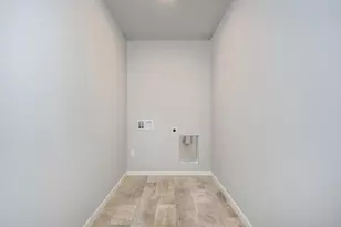 4883 Knollwood Dr, Saint Joseph, MI 49085 - Photo 23