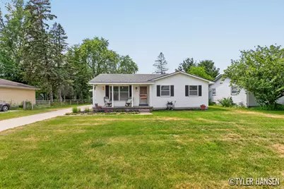 3923 Jupiter Avenue NE, Grand Rapids, MI 49525 - Photo 3