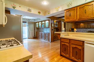5097 Collington Dr, Troy, MI 48098 - Photo 29