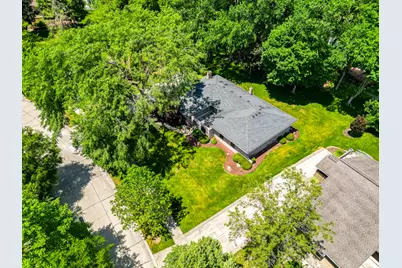 5097 Collington Drive, Troy, MI 48098 - Photo 5