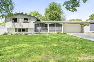 2223 Rosewood Ave SE, Grand Rapids, MI 49506 - Photo 1