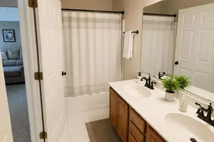 3393 Breton Valley Dr SE, Grand Rapids, MI 49512 - Photo 37
